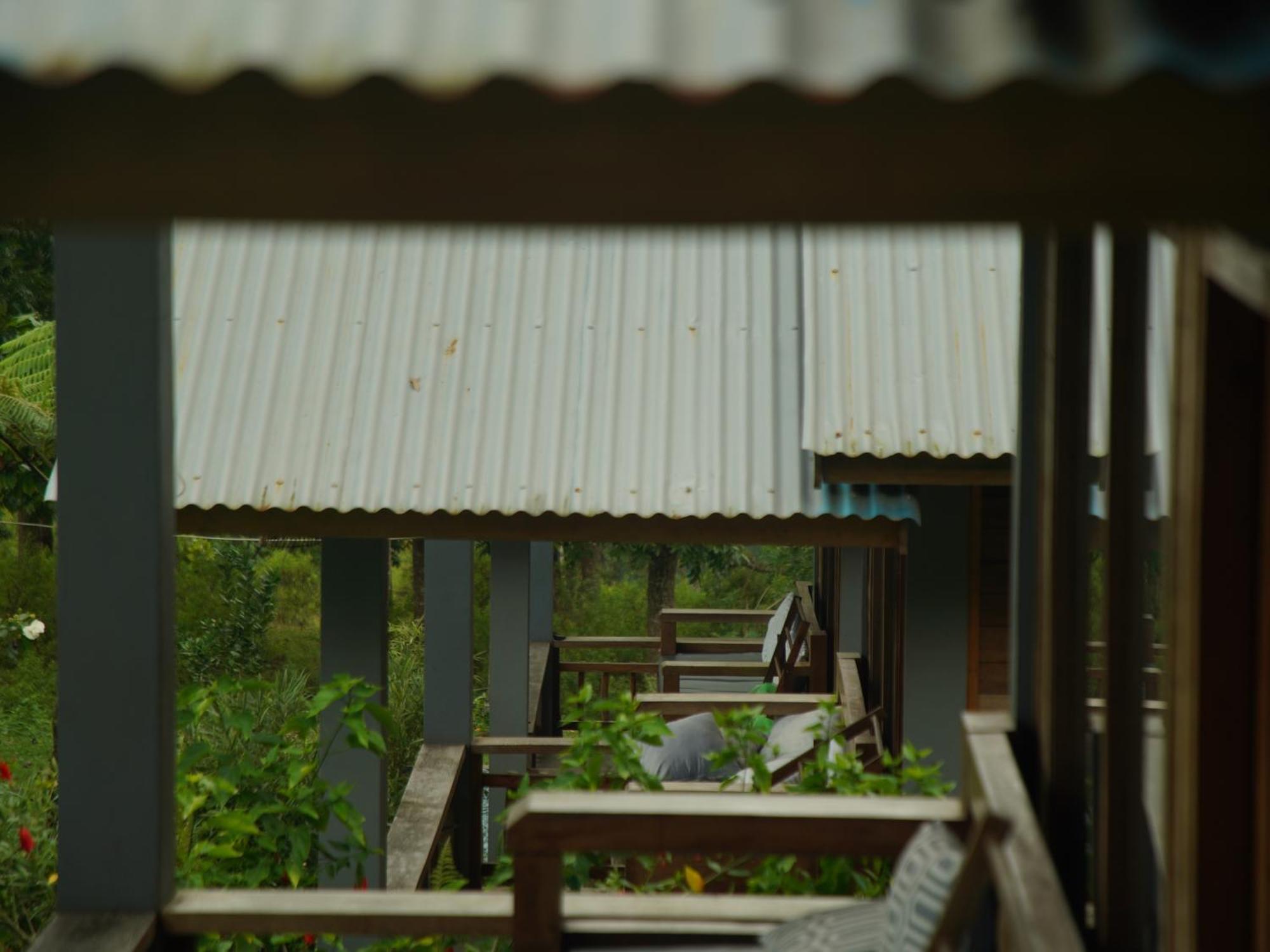 The Geckos Homestay Kelimutu Room photo