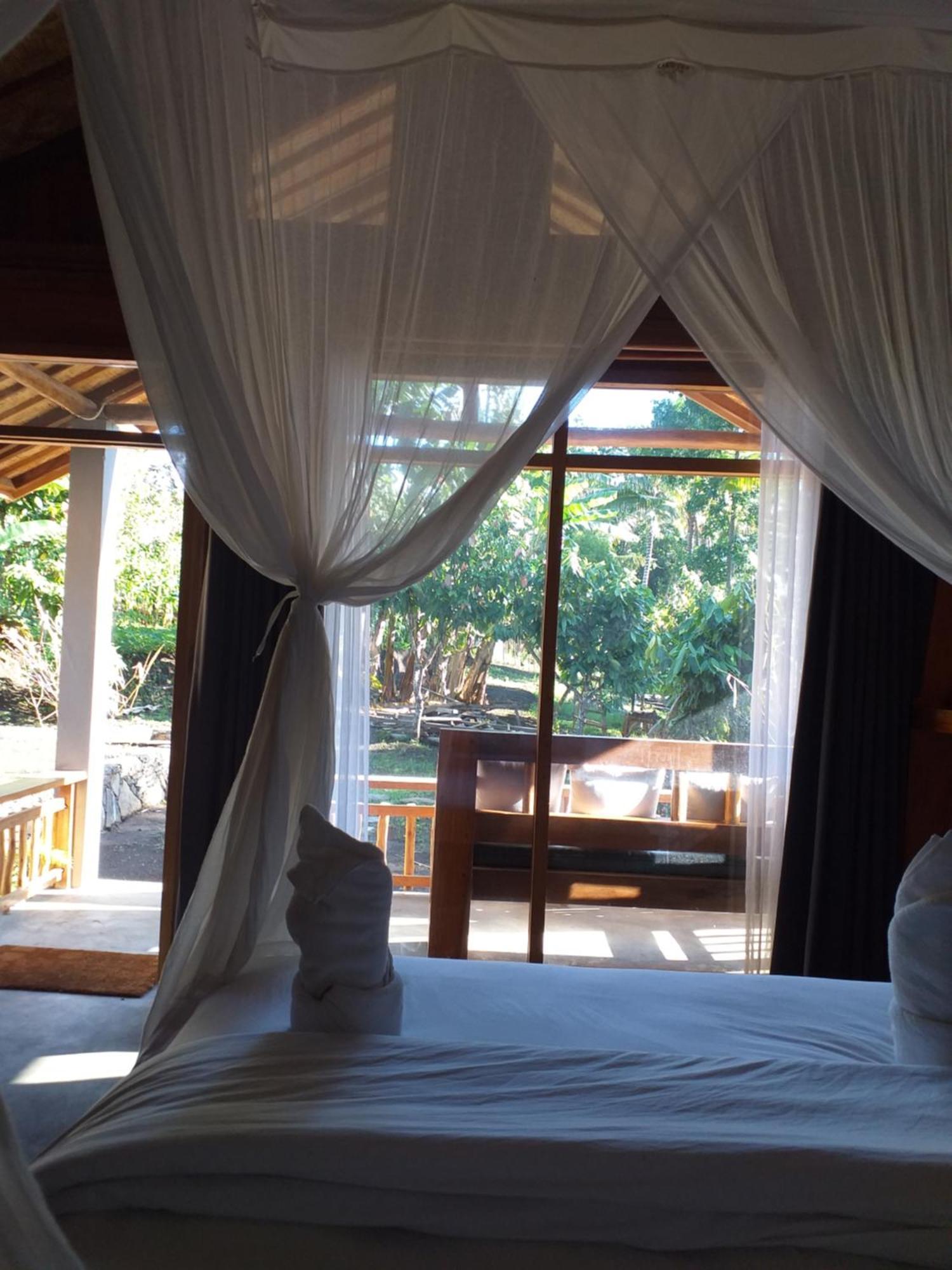 The Geckos Homestay Kelimutu Room photo